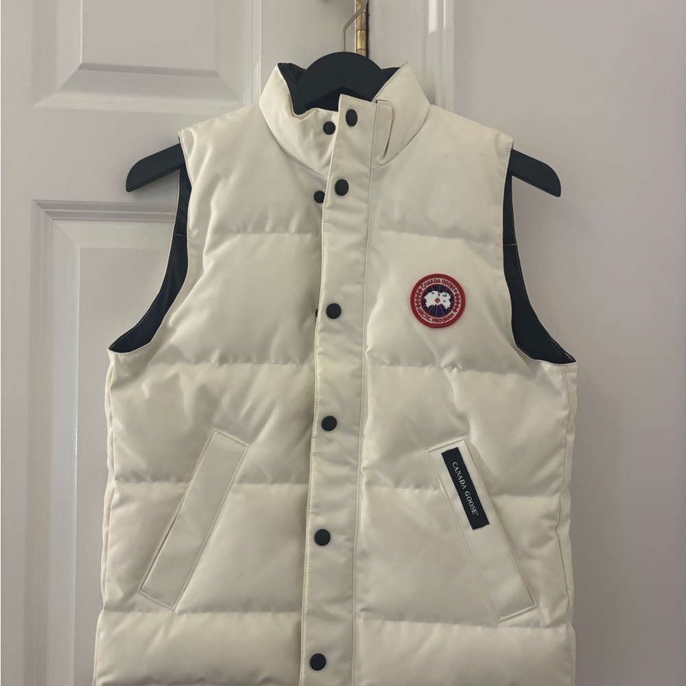 Canada Goose White Puffer Vest